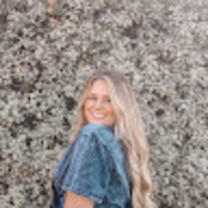 Meet your Posher, Lauren